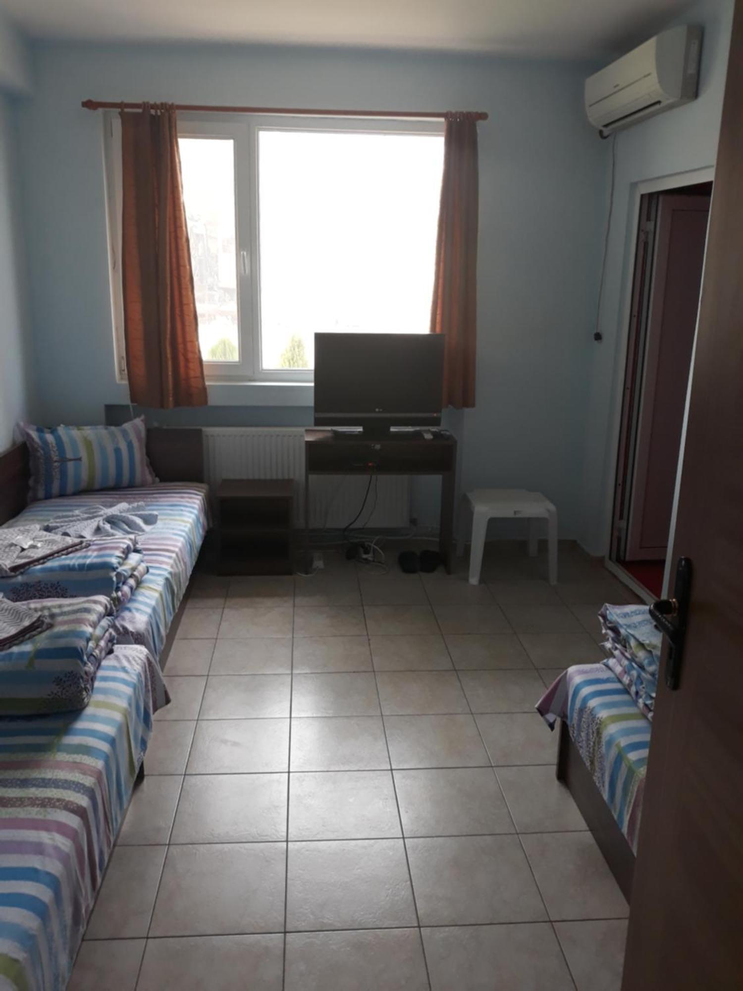 Hostel Victoria Сілістра Екстер'єр фото